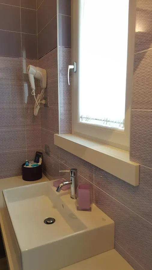 B&B Gardacharme Desenzano del Garda 0*,