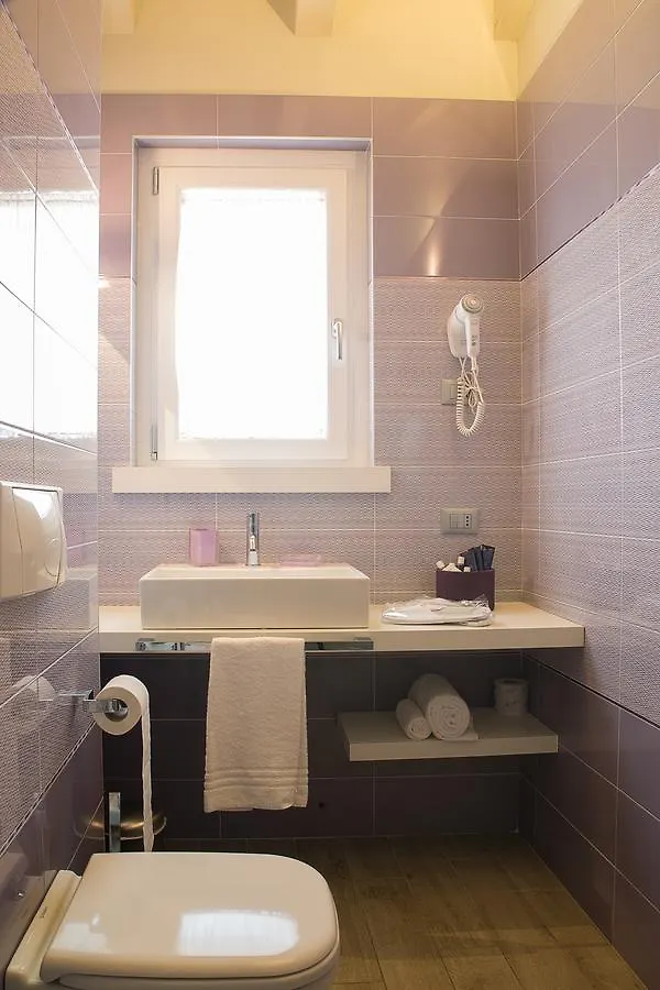 B&B Gardacharme Desenzano del Garda Italy