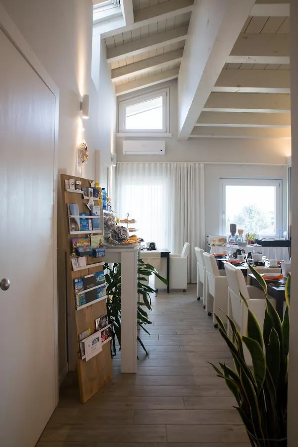 B&B Gardacharme Desenzano del Garda Bed & Breakfast