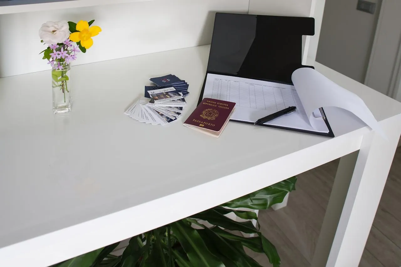 B&B Gardacharme Desenzano del Garda Bed & Breakfast