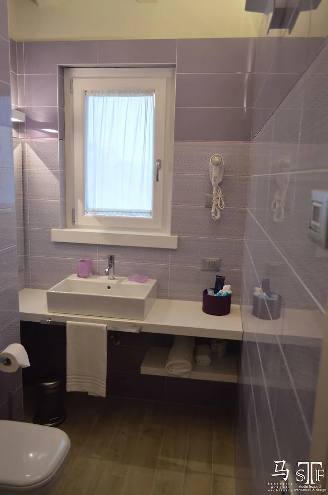 B&B Gardacharme Desenzano del Garda Bed & Breakfast