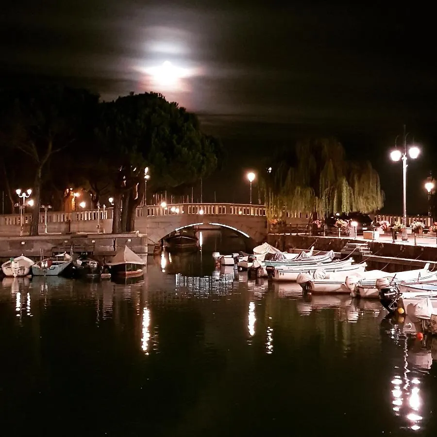 B&B Gardacharme Desenzano del Garda Bed & Breakfast